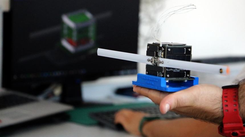 Türkiye'nin ilk cep uydusu! Aralık 2020'de uzaya fırlatılacak