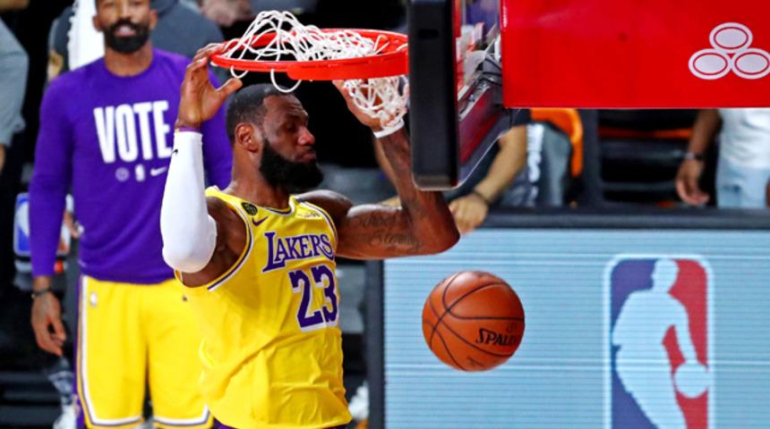 Los Angeles Lakers seride avantajı yakaladı