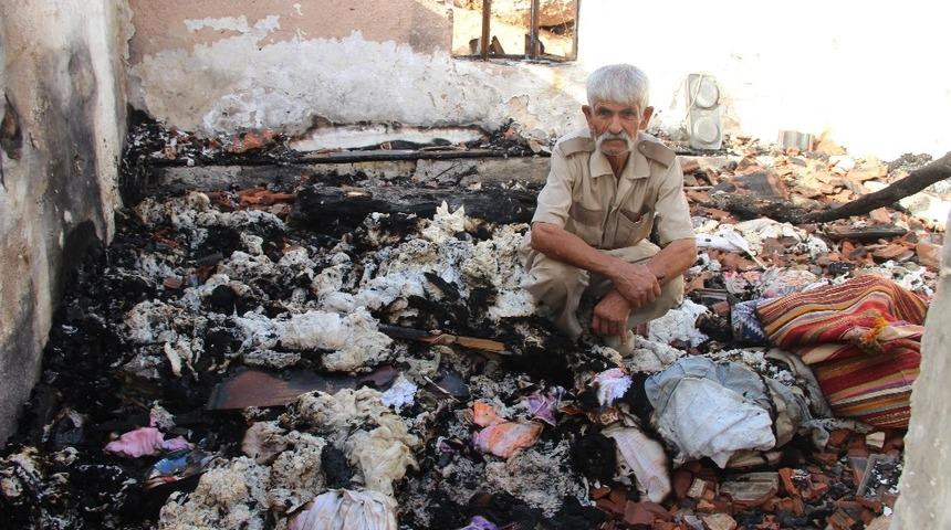 Evi adeta yok oldu: Cumaya gidecek elbisem yok