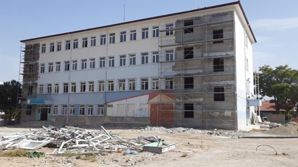 Isparta&rsquo;da depreme dayanıksız okullarda g&uuml;&ccedil;lendirme &ccedil;alışması yapılıyor