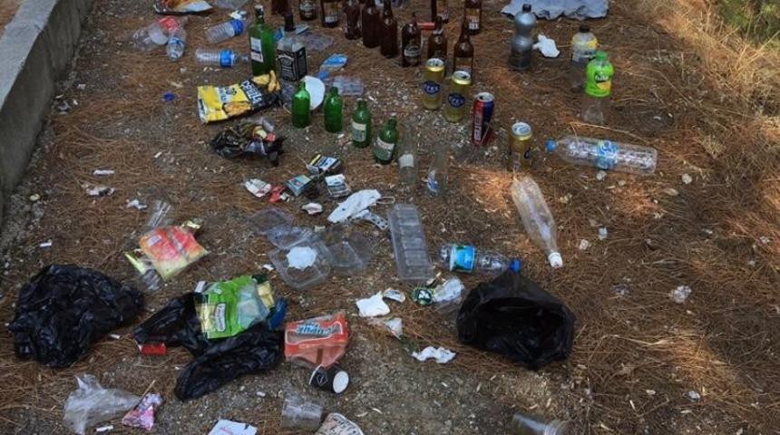 Buldan&rsquo;da hastane yolu &ccedil;&ouml;pl&uuml;ğe d&ouml;nd&uuml;