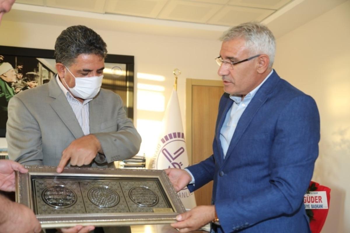 Başkan G&uuml;der, din g&ouml;revlilerinin haftasını kutladı