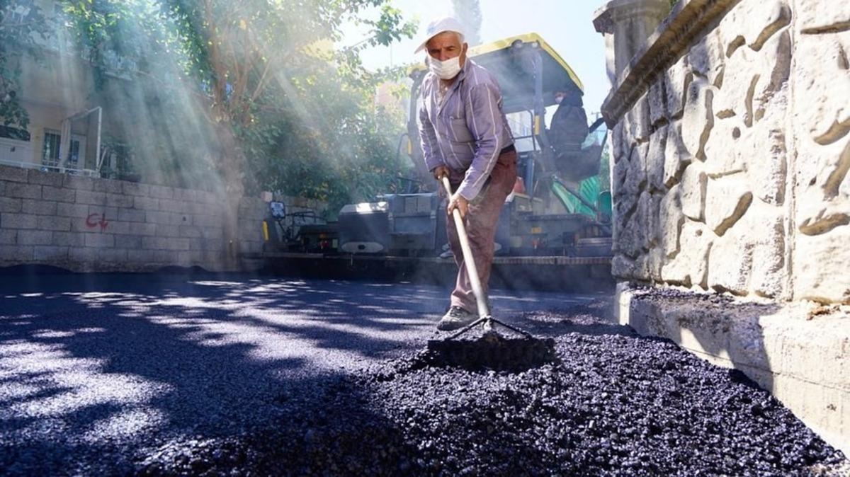 Siteler Mahallesinde asfalt &ccedil;alışması