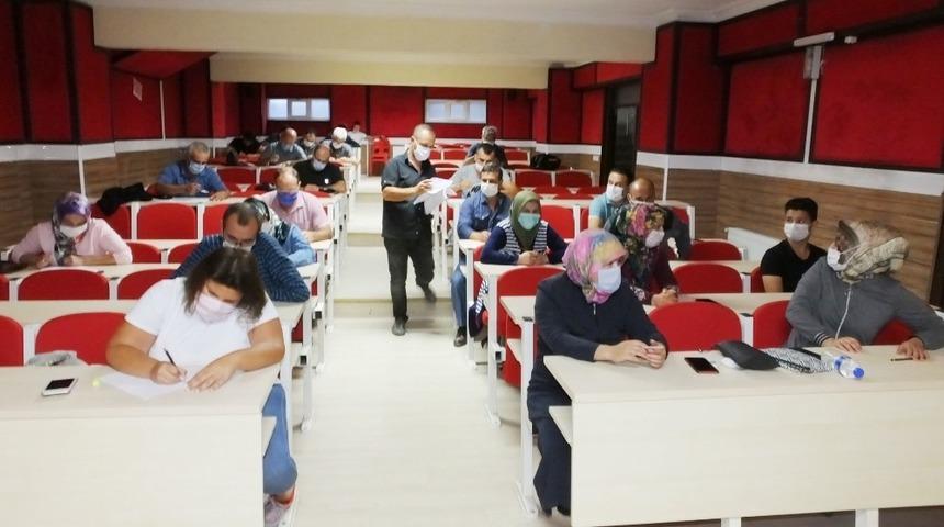 Burhaniye&rsquo;de arıcılık kursuna kadınlardan ilgi