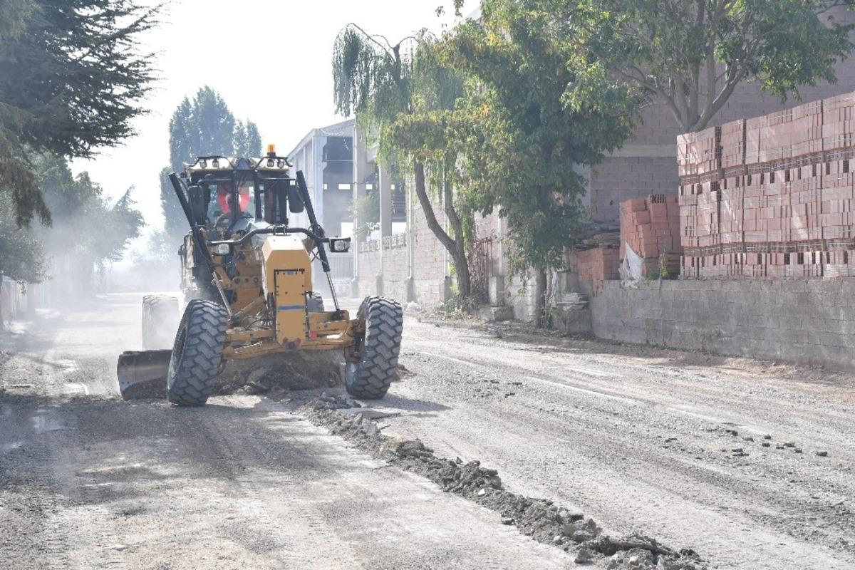 Isparta Belediyesi&rsquo;nden 20 bin metrekarelik alanda asfalt &ccedil;alışması