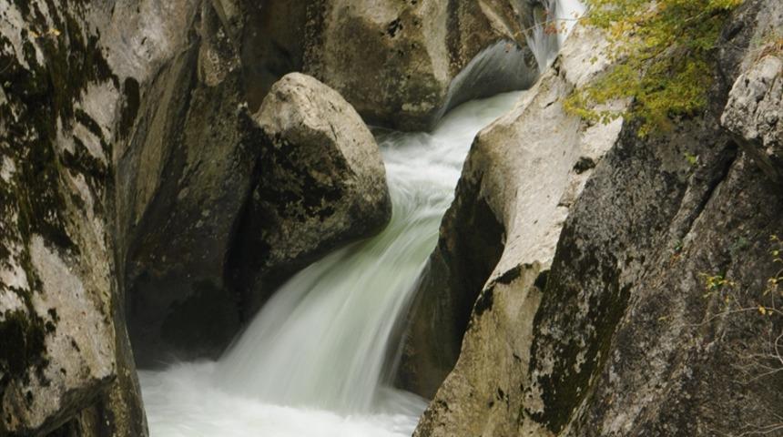 Ulukaya Şelalesi Kanyonu doğseverleri hayran bıraktı!