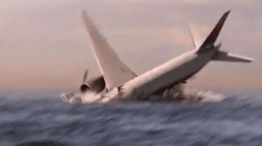 Avustralya sahiline vuran bir parça Kayıp Malezya Uçağı hakkındaki iddialı yeniden gündeme getirdi 