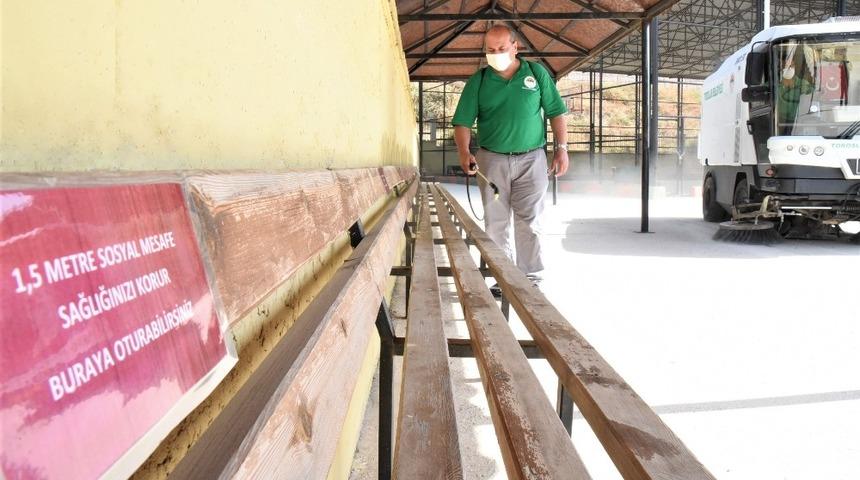 Toroslar&rsquo;da okullar, y&uuml;z y&uuml;ze eğitim &ouml;ncesi temizleniyor