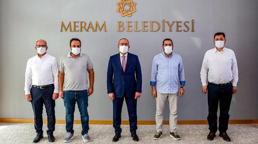 KOM&Uuml;T sekt&ouml;r&uuml;n sorunlarını anlattı