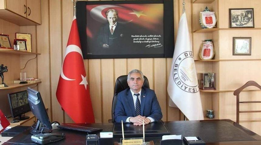 İl&ccedil;e merkezindeki s&ouml;ğ&uuml;t ve kavak ağa&ccedil;ları kesilecek