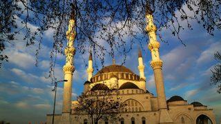 Teravih namazı kaç rekat? Nasıl kılınır? Teravih namazı kılınışı