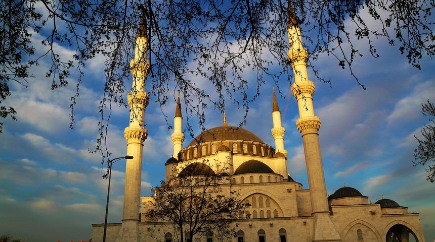 Teravih namazı kaç rekat? Nasıl kılınır? Teravih namazı kılınışı