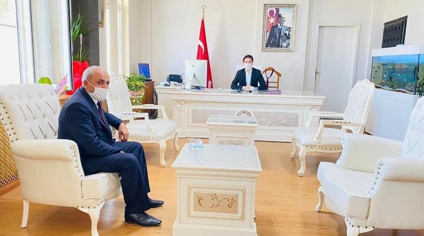 K&ouml;seli Belediye Başkanı Yılmaz, "Yarınların bu g&uuml;nden iyi olması i&ccedil;in &ccedil;alışıyoruz"