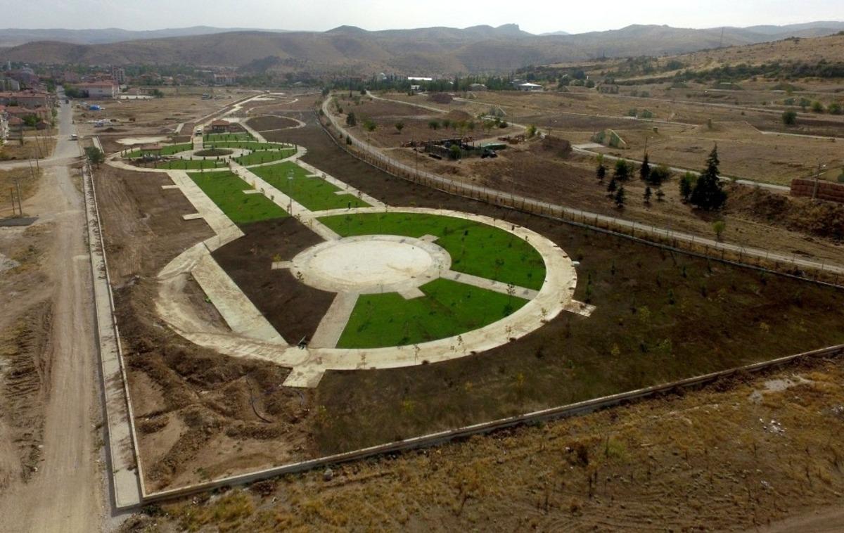 Tamamlandığında Afyonkarahisar&rsquo;ın en b&uuml;y&uuml;k parklarından biri olacak