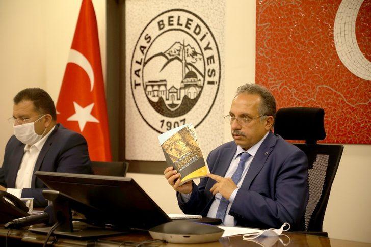 Başkan Yalçın hem cevapladı hem gündemi değerlendirdi G1