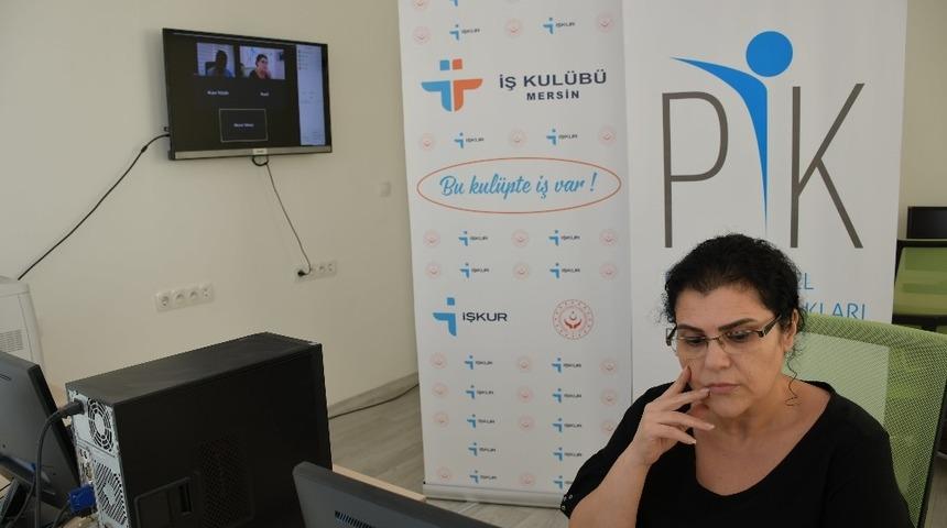 Mersin İŞKUR İş Kulübünün ‘iş hayatına hazırlık’ eğitimleri sürüyor