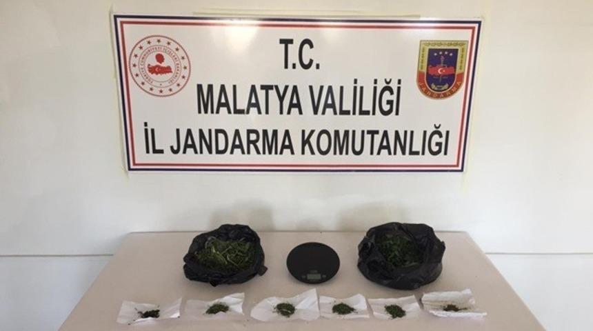 Malatya&rsquo;da uyuşturucu tacirlerine kıskıvrak