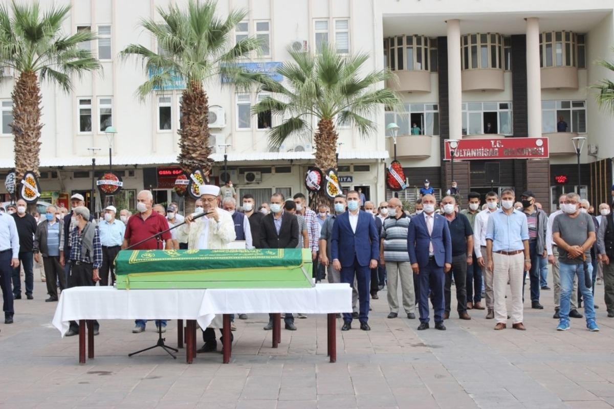 Eski Başkan Uysal toprağa verildi