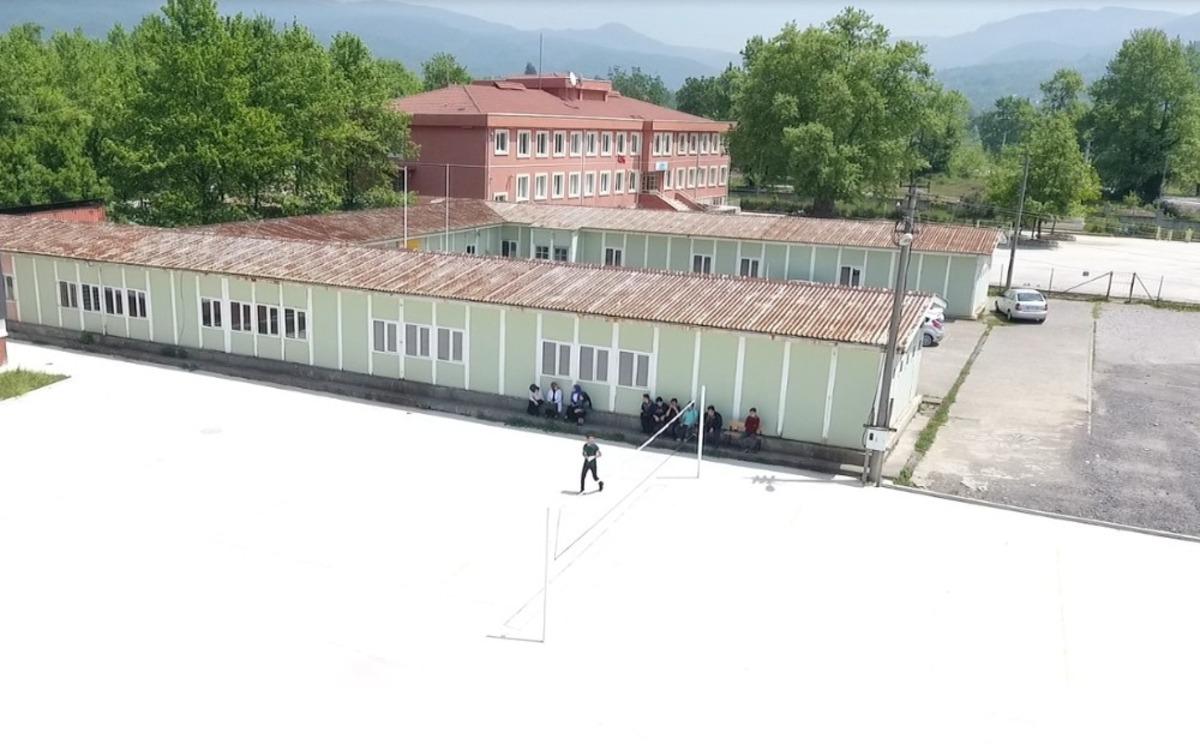 D&uuml;zce&rsquo;de Prefabrik okul satışa &ccedil;ıkartıldı