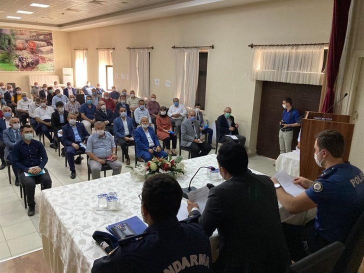 Kaymakam Erdem muhtarlar ve kurum amirleri toplantısı yaptı G2