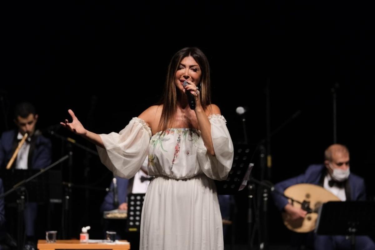 Elif G&uuml;reş&ccedil;i&rsquo;den m&uuml;zik ziyafeti