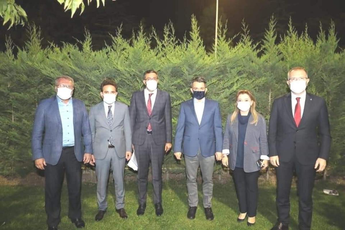 K&uuml;tahya heyeti, Ankara&rsquo;da Pakdemirli ve Karaismailoğlu ile bir araya geldi