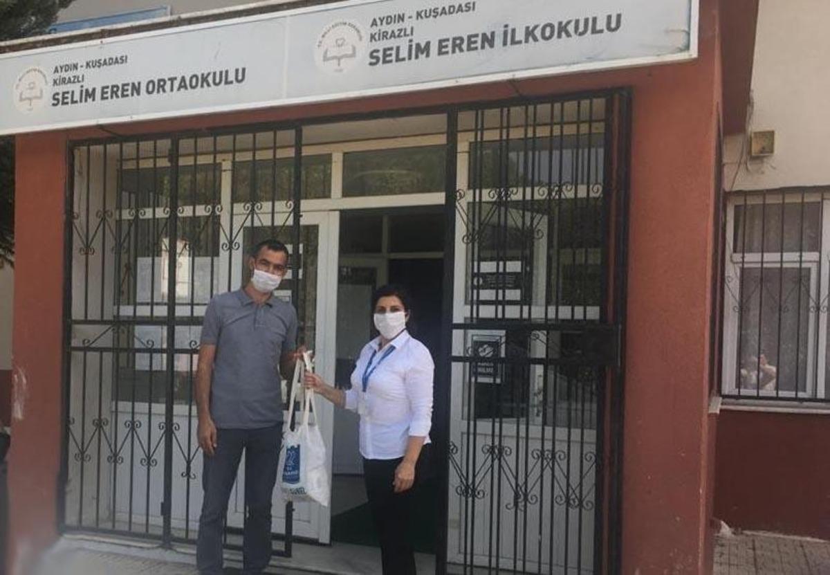Başkan G&uuml;nel&rsquo;den, y&uuml;z y&uuml;ze eğitime başlayacak &ouml;ğrencilere maske desteği