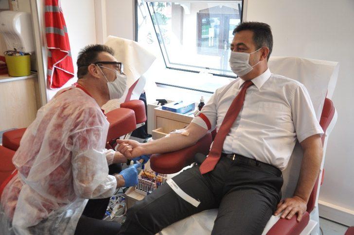 Emniyet mensuplarından ‘Kan ver Afyon’ kapmayasına destek G1