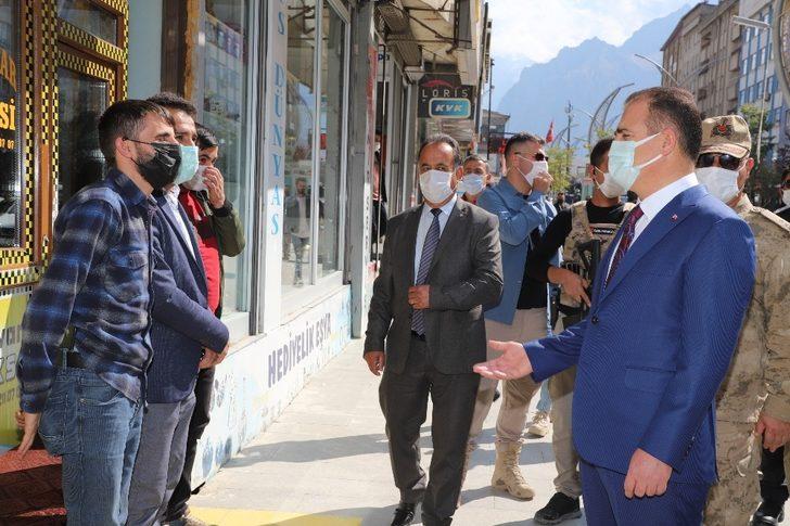 Vali Akbıyık; "Korona virüs Hakkari’den kovacağız" G2