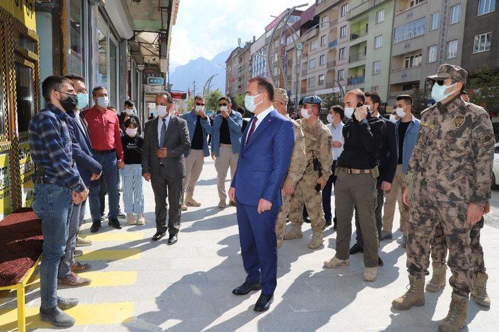 Vali Akbıyık; "Korona virüs Hakkari’den kovacağız" G4