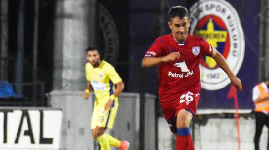 Altınordu Yiğit Emre Çeltik ile sözleşme uzatıyor