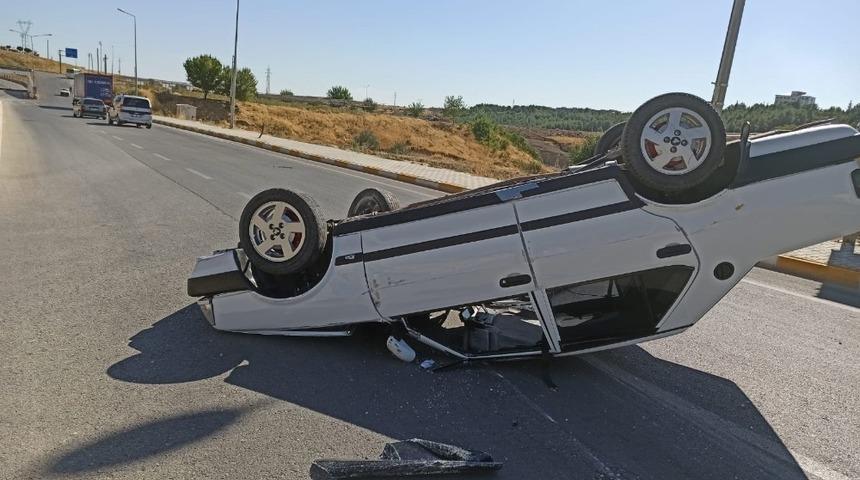 Otomobil takla attı: 1 yaralı