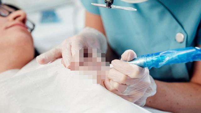 Fazla cinsel bulundu Facebook yasakladı