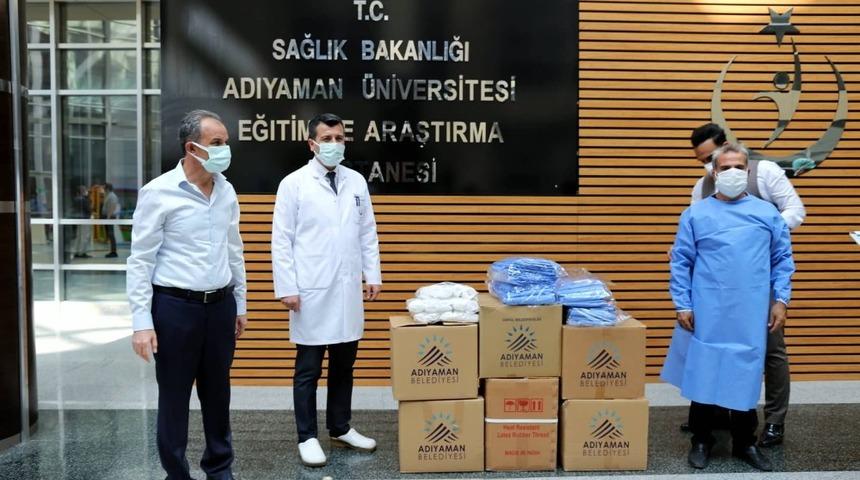 Belediyeden sağlıkçılara malzeme desteği