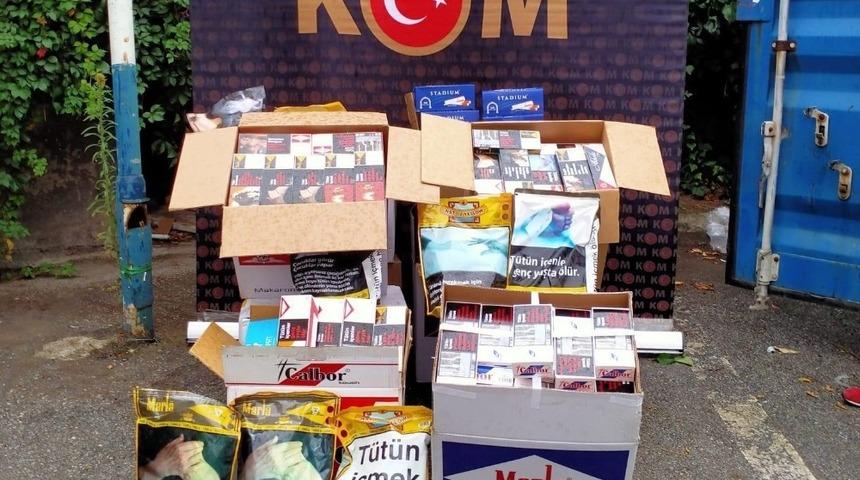 Kocaeli&rsquo;de 57 bin adet i&ccedil;i t&uuml;t&uuml;n doldurulmuş makaron ele ge&ccedil;irildi
