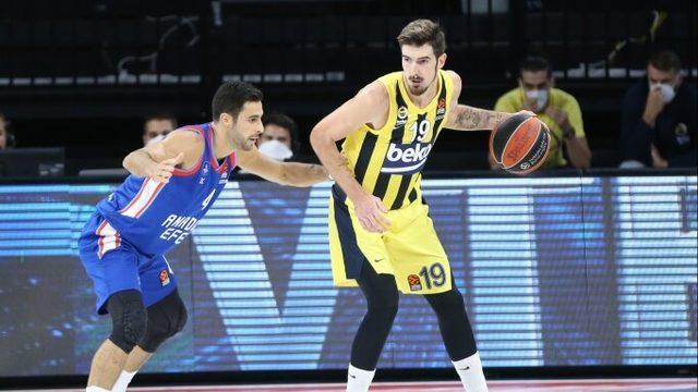 ÖZET | Anadolu Efes - Fenerbahçe Beko: 71-80