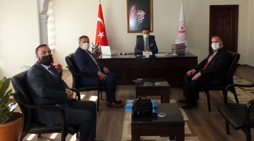 Müftü Çakır’dan Kaymakam Çelik’e ziyaret