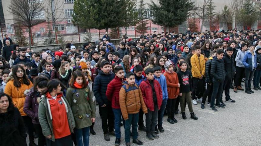 Bilim Kurulu &Uuml;yesi Prof. Dr. Hasan Murat G&uuml;nd&uuml;z'den okullarla ilgili dikkat &ccedil;eken uyarı