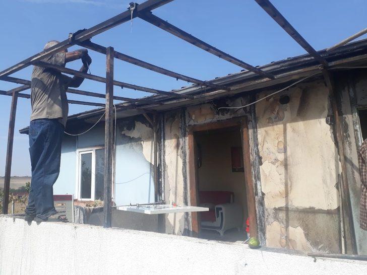 Evi yanan vatandaşa yardım eli G3