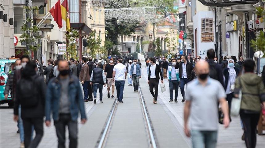 İstanbul'da vakalar yeniden artışa geçti! İl sağlık müdürü uyardı