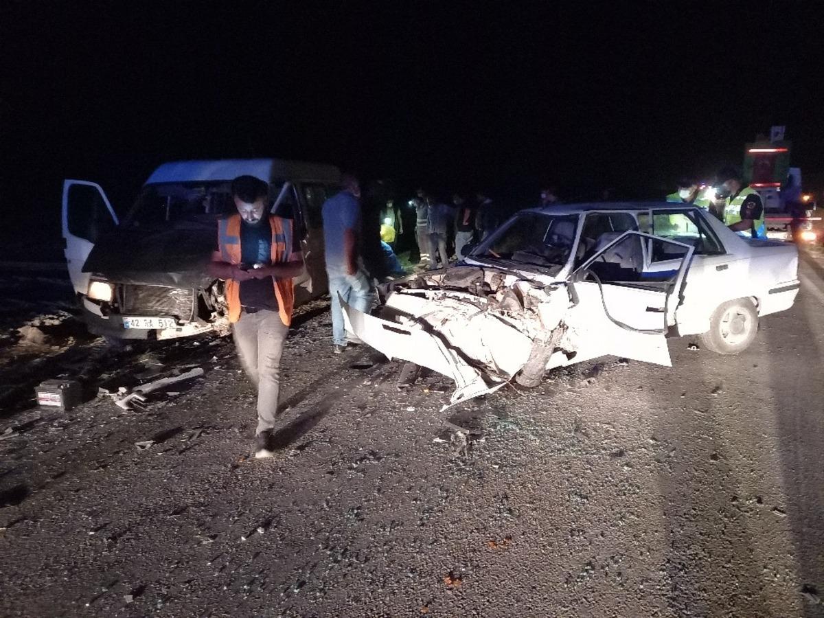 G&uuml;ny&uuml;z&uuml;&rsquo;nde trafik kazası, 1 &ouml;l&uuml; 2 yaralı