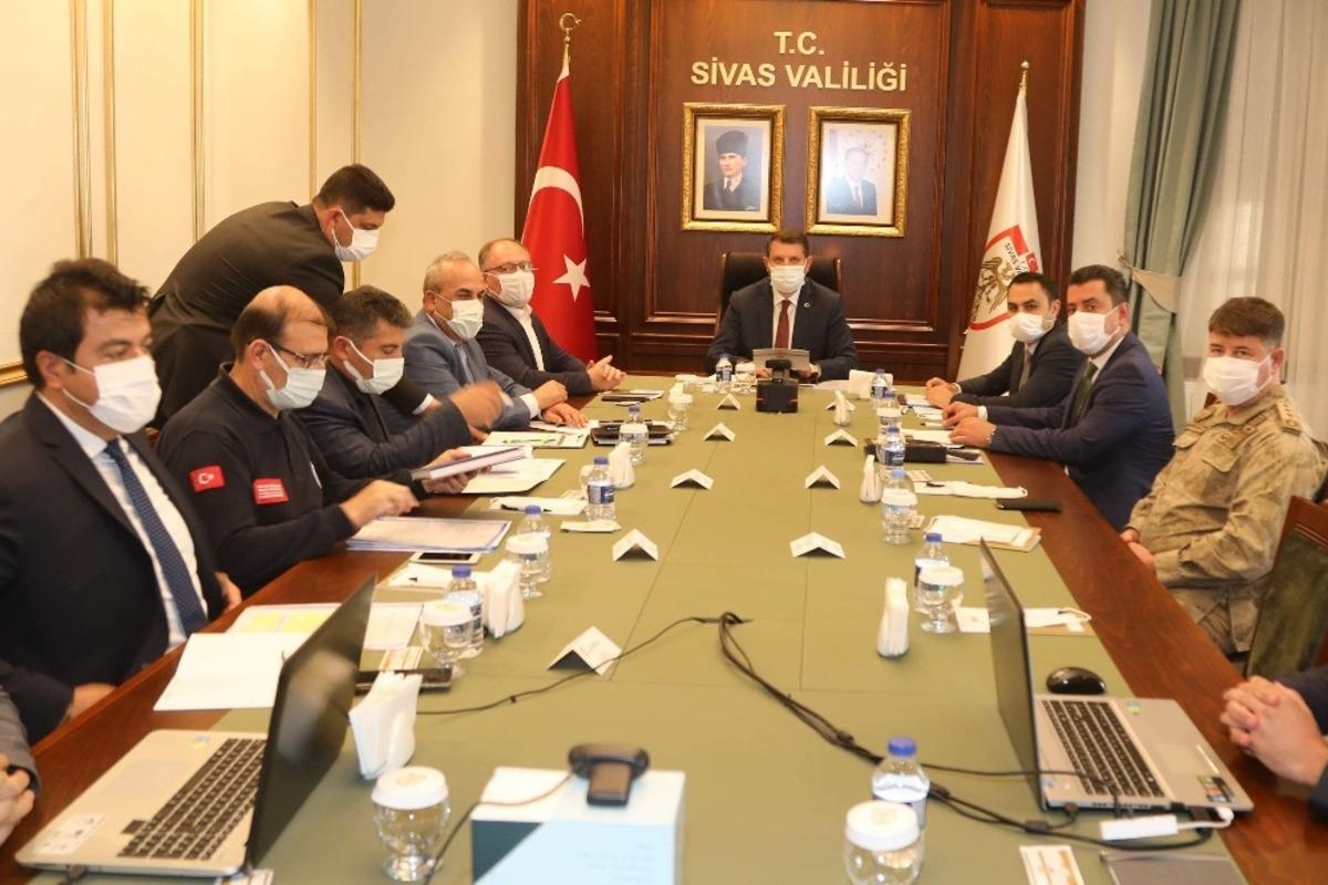 Sivas&rsquo;ta okullar eğitim &ouml;ğretime hazır