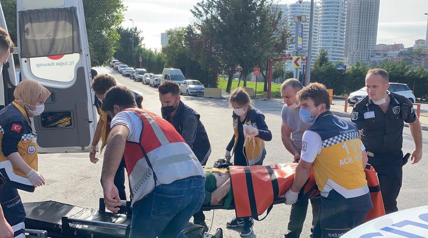 Üsküdar'da şoke eden olay! Metro raylarına atlayan kişi ağır yaralandı