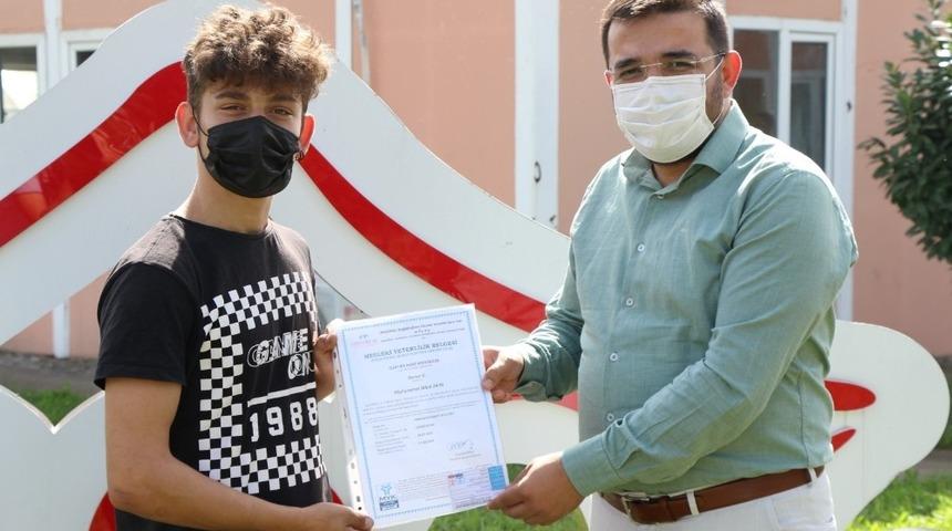 Beyaz kalplerde hazırlanarak uluslararası belge kazandılar