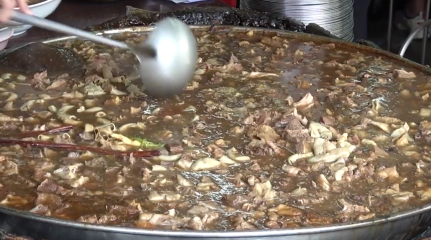 Hiçbir şey değişmedi! Burada 45 yıldır aynı çorba kaynıyor