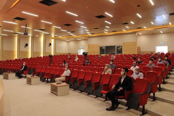 İlahiyat Fakültesinde ‘Hadis ve Kültür’ konulu açılış dersi gerçekleştirildi G3