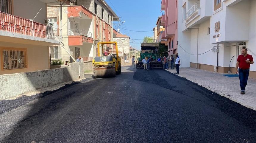 G&ouml;lbaşında asfalt &ccedil;alışmaları devam ediyor