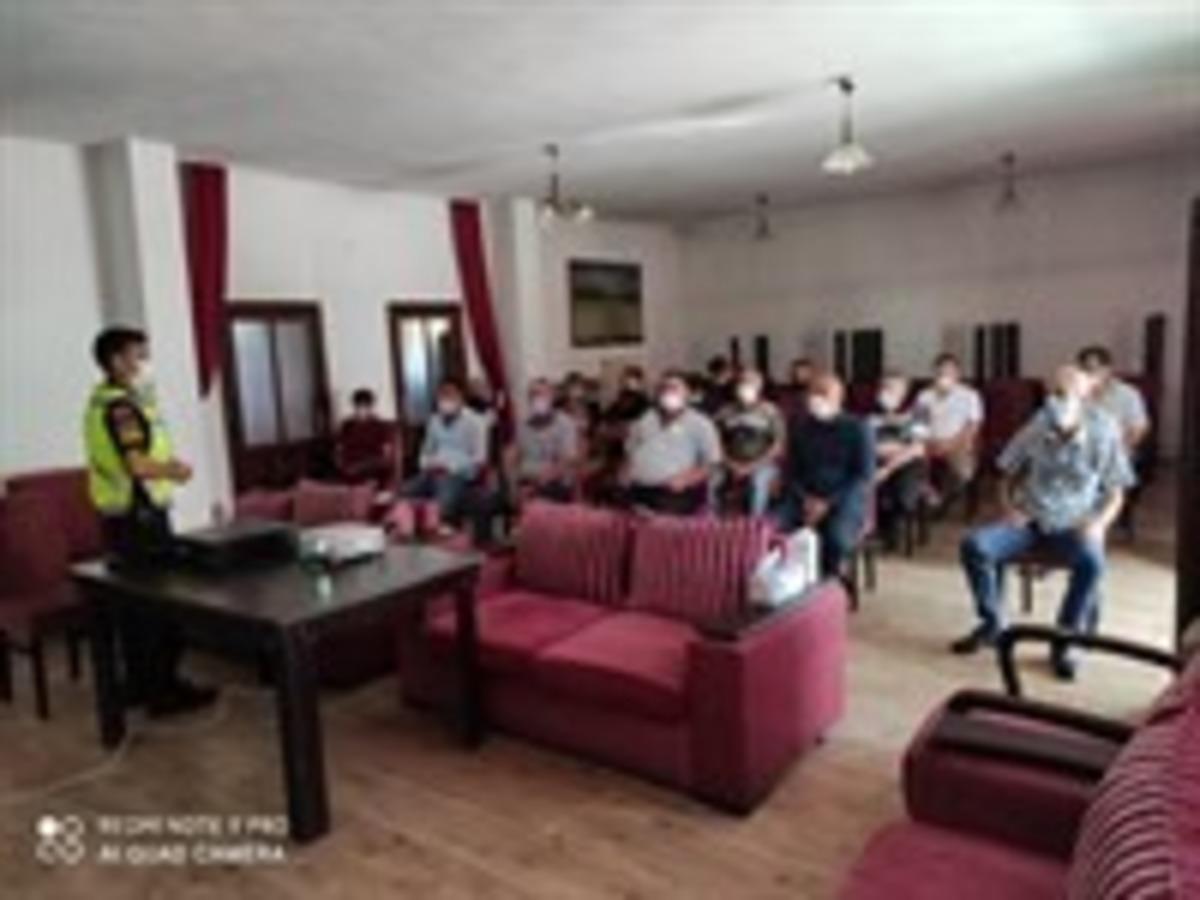 Jandarmadan servis s&uuml;r&uuml;c&uuml;lerine eğitim