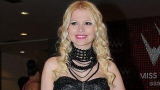 Seçkin Piriler yeni sevgilisiyle yakalandı