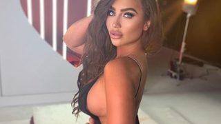 Lauren Goodger uslanmadı! Instagram kaldırdı o yine çırılçıplak paylaştı 